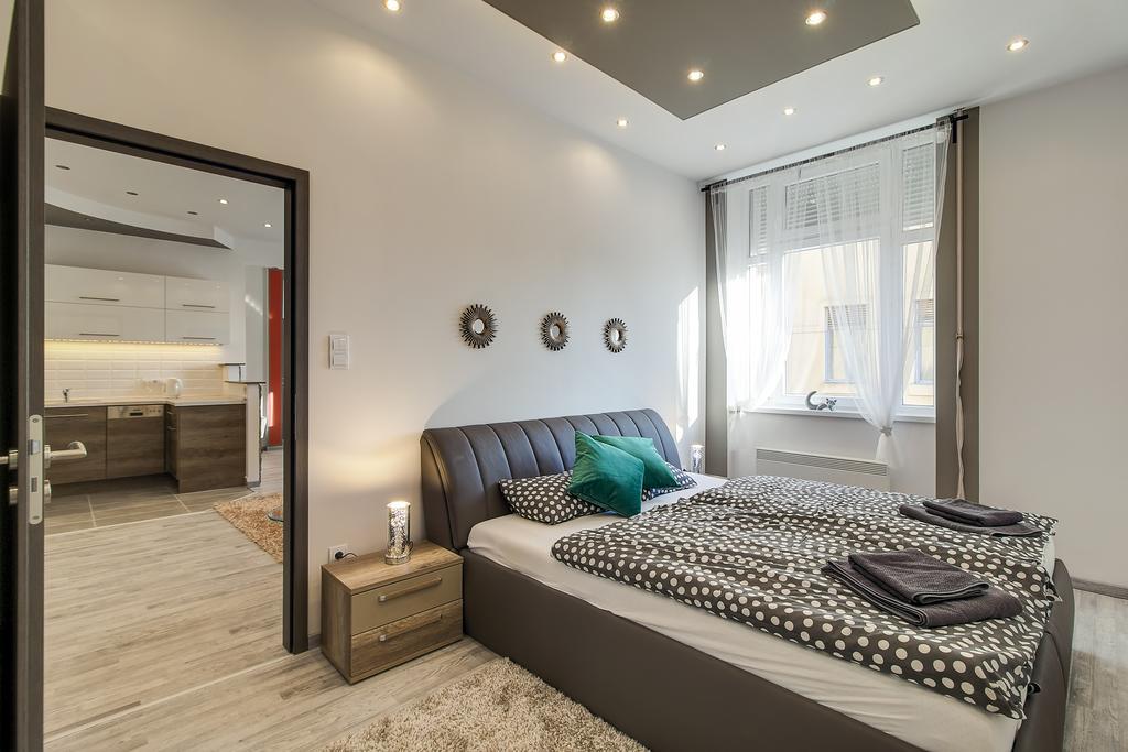 Tamara Apartment บูดาเปสต์ ภายนอก รูปภาพ