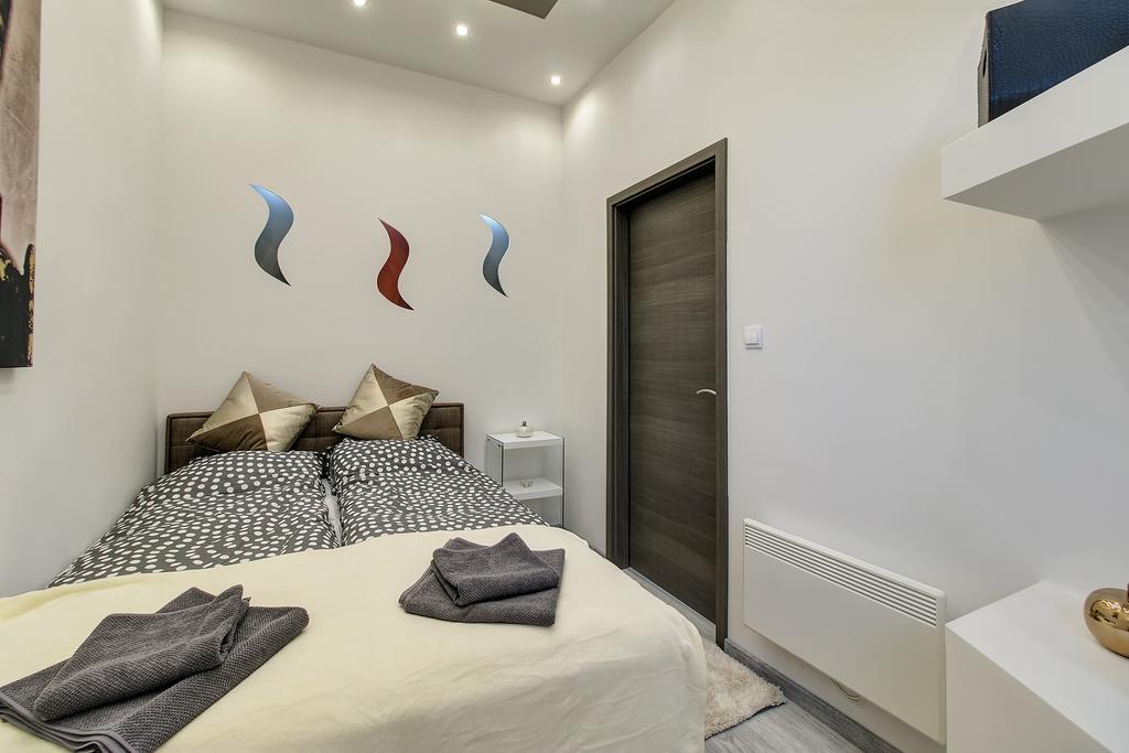 Tamara Apartment บูดาเปสต์ ภายนอก รูปภาพ