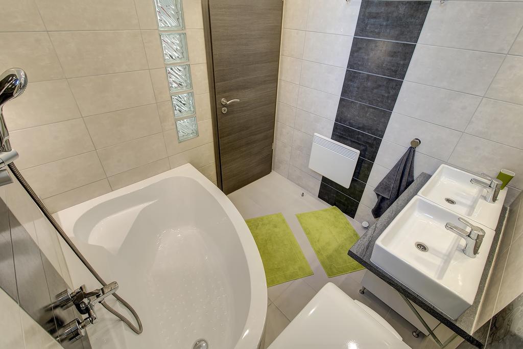 Tamara Apartment บูดาเปสต์ ภายนอก รูปภาพ